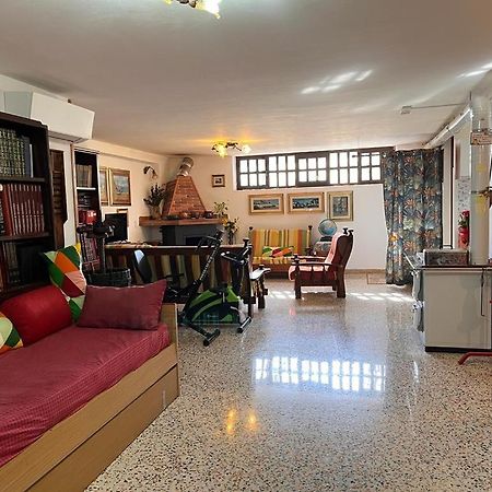 Casa Fra Gli Ulivi Di Giuseppe Vendégház Sonnino Kültér fotó