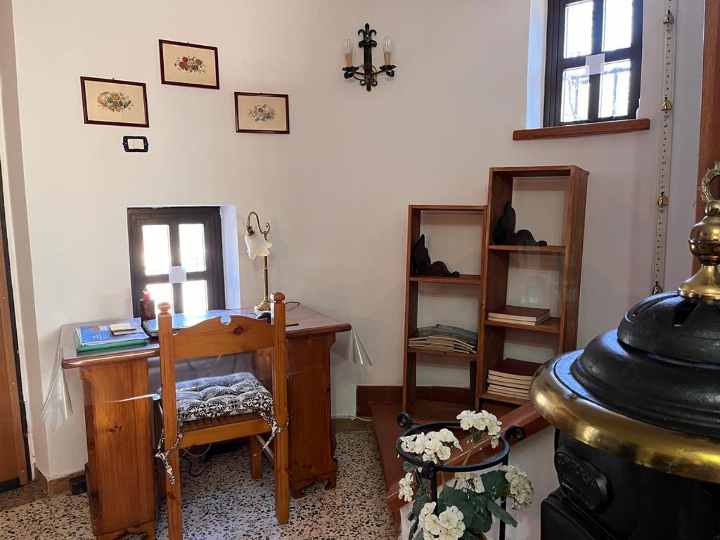 Casa Fra Gli Ulivi Di Giuseppe Vendégház Sonnino Kültér fotó